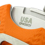 The Thumb Disc channel is the same on both sides of the CPM20CV blade.