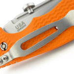 A stonewashed steel pocket clip is fitted by default in the tip-down position.