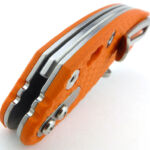 A closer look at the back-spring and the jimping for a reverse grip.