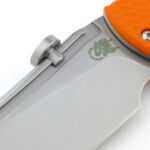 The Thumb Disc can be positioned anywhere along the channel, or removed.