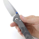 The subtle and clever design has the logo the right way up when using the Inkosi.