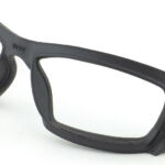 It is fully removable for cleaning or replacement. The Wave can also be used without the seal.
