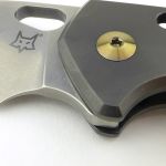 A generous finger choil allows for fine control.