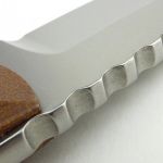 Gentle thumb jimping is included.