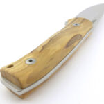 Looking along the back of the handle.