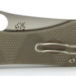 The large opening hole is fully accessible.