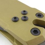 The pocket clip can be fitted to either side.