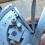 The thumb studs push the edge angle to over 50 degrees.