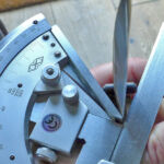 The thumb studs push the edge angle to over 50 degrees.