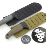 The Wuiderer and Jager knives with the old and new logo.
